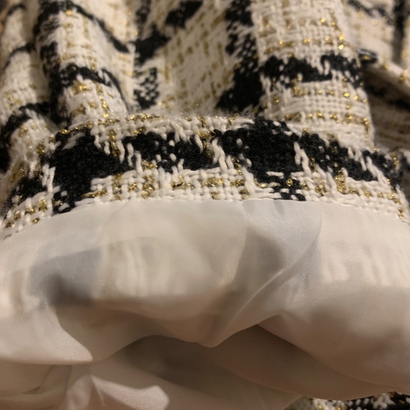 Coat - Picture 3 of 4